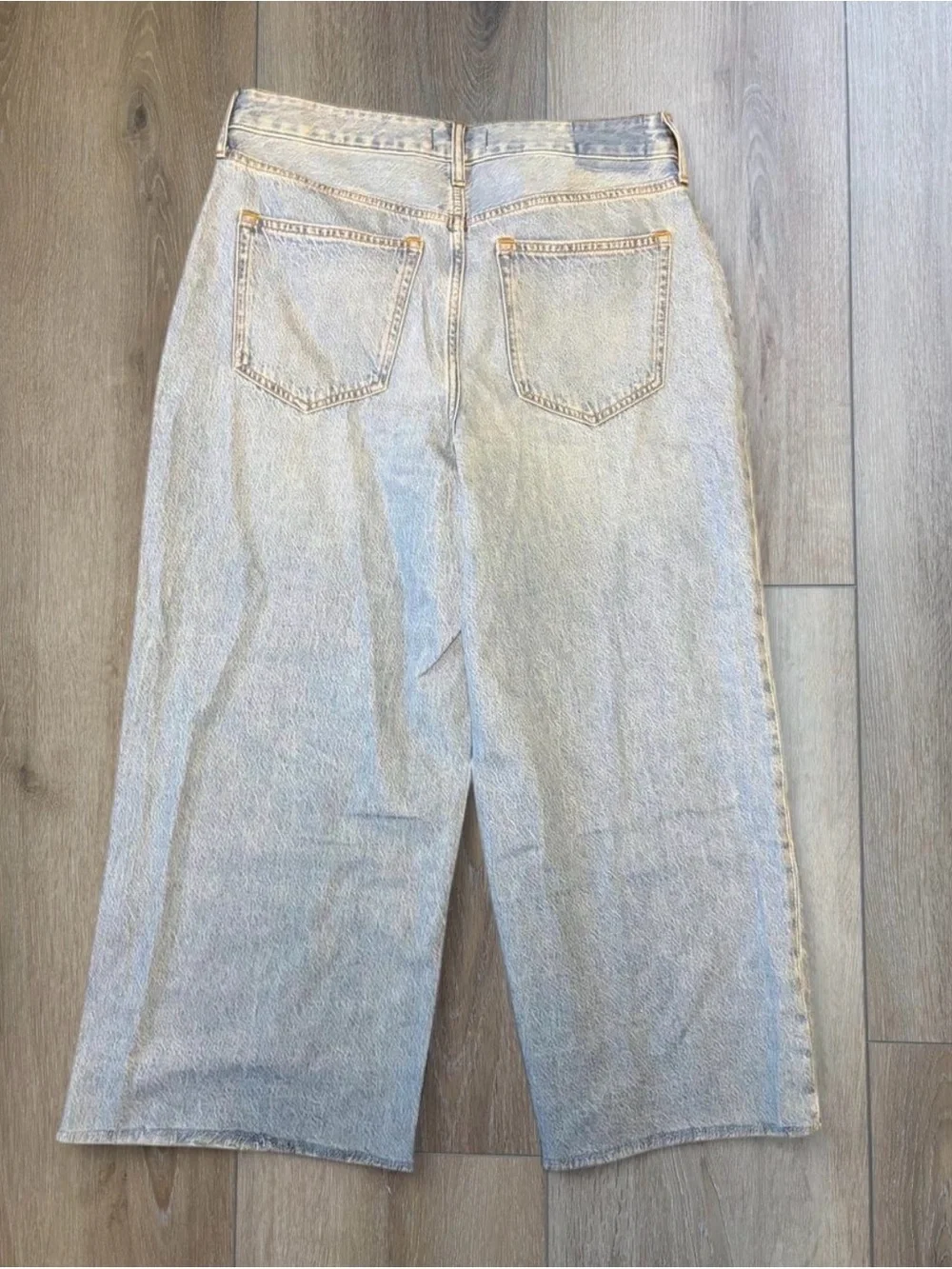 Abercrombie & Fitch light blue